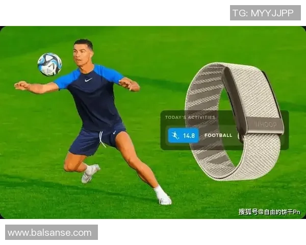 足球明星观看网红视频的趣味反应与背后的故事揭秘